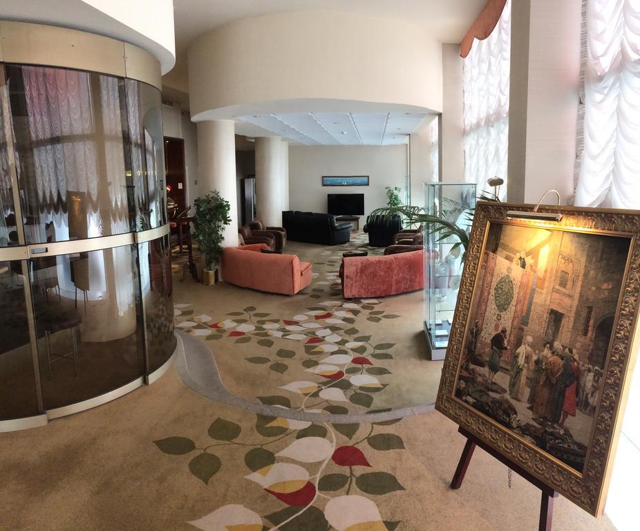Hotel Antares Арона Экстерьер фото